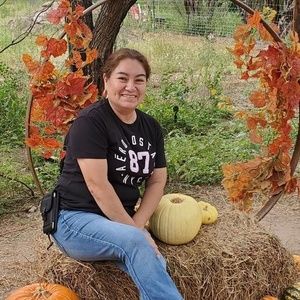 Meet your Posher, Yolanda